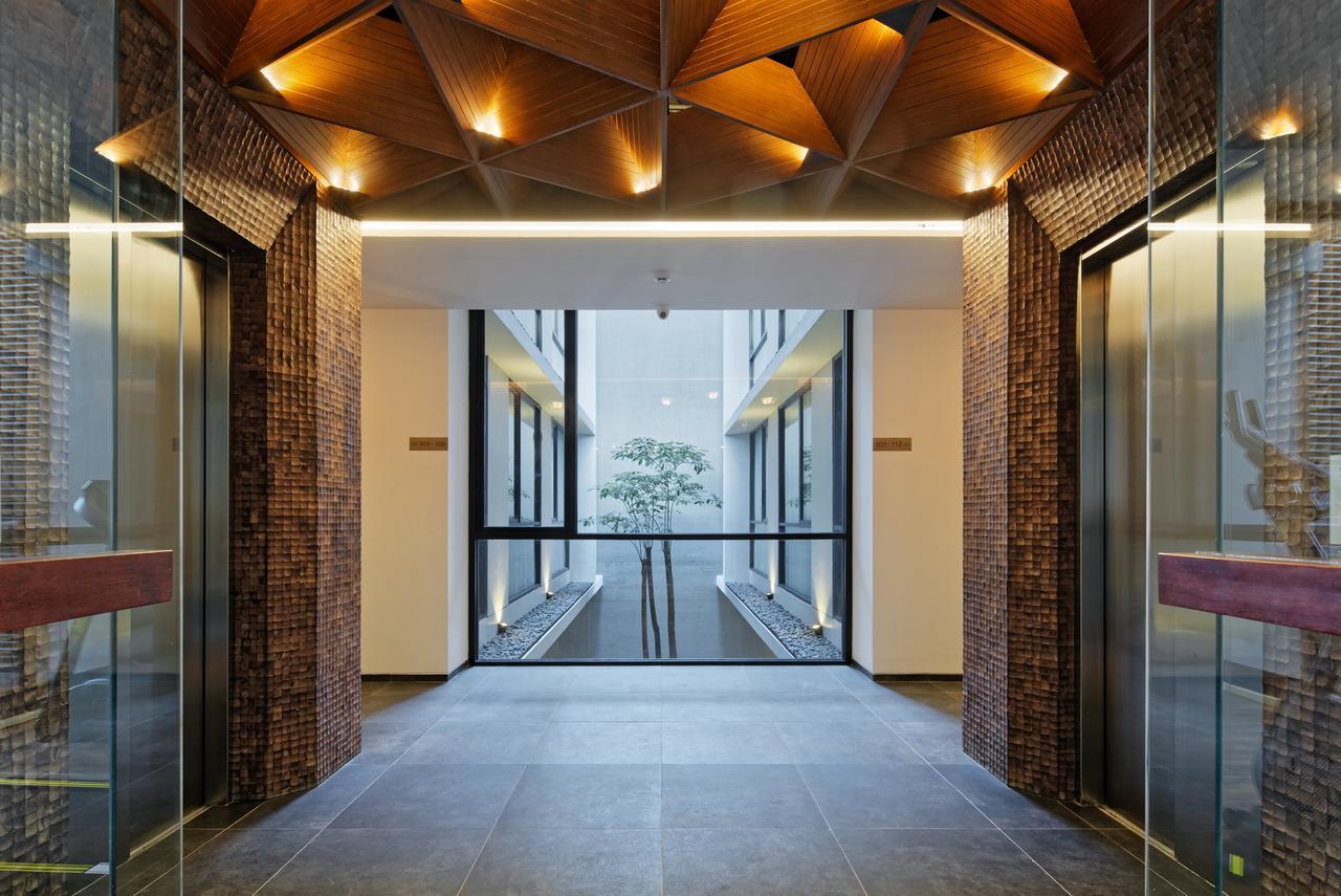 Delua Hotel Jakarta Exterior photo