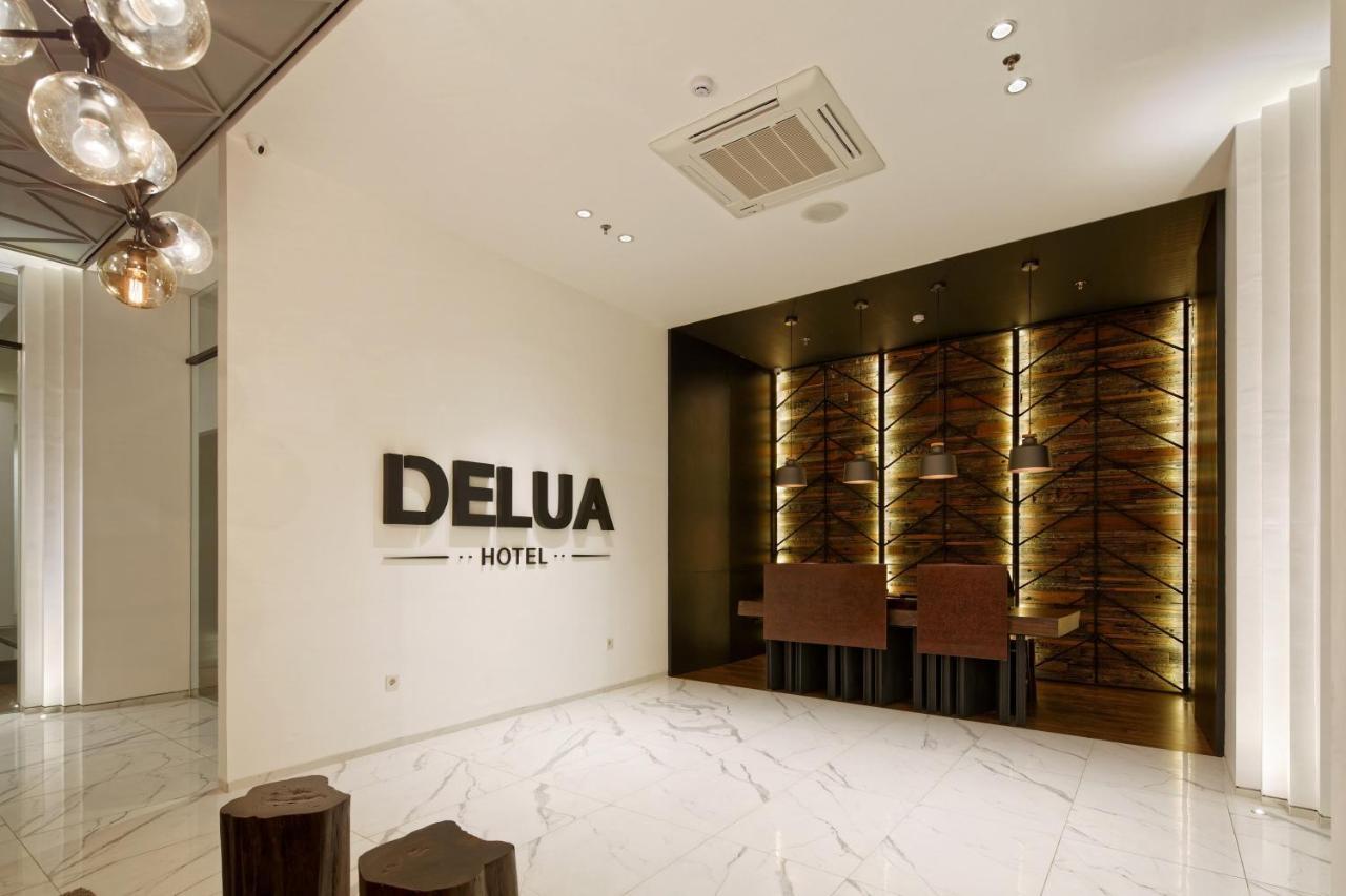 Delua Hotel Jakarta Exterior photo